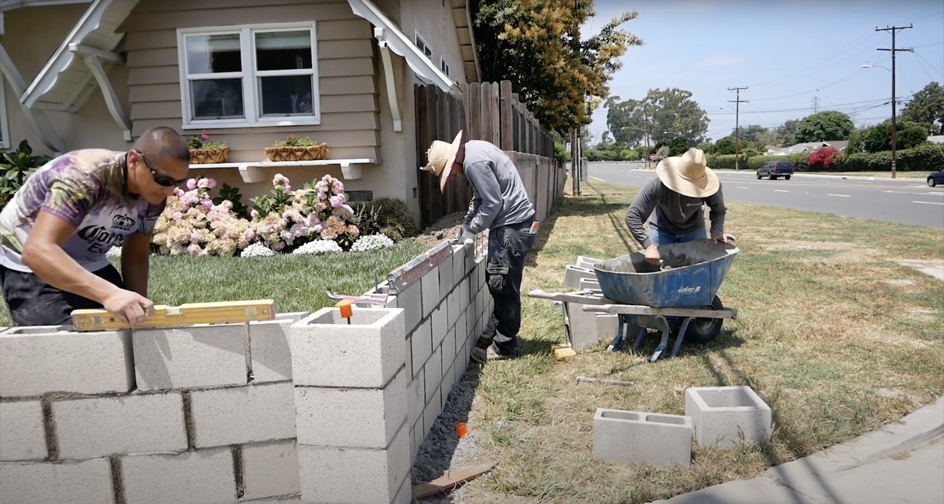 Concrete retaining wall construction in Council Bluffs, IA
